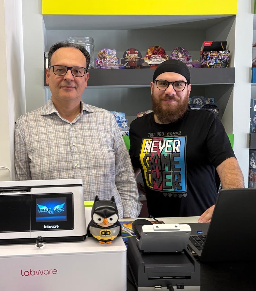 Francesco Stecca e Francesco Lepore al bancone di DARK ARIA